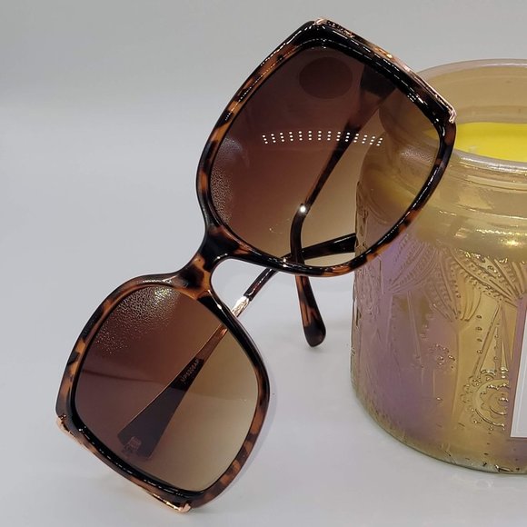 Eazy Breezy Woman's Sunglasses - Picture 7 of 8